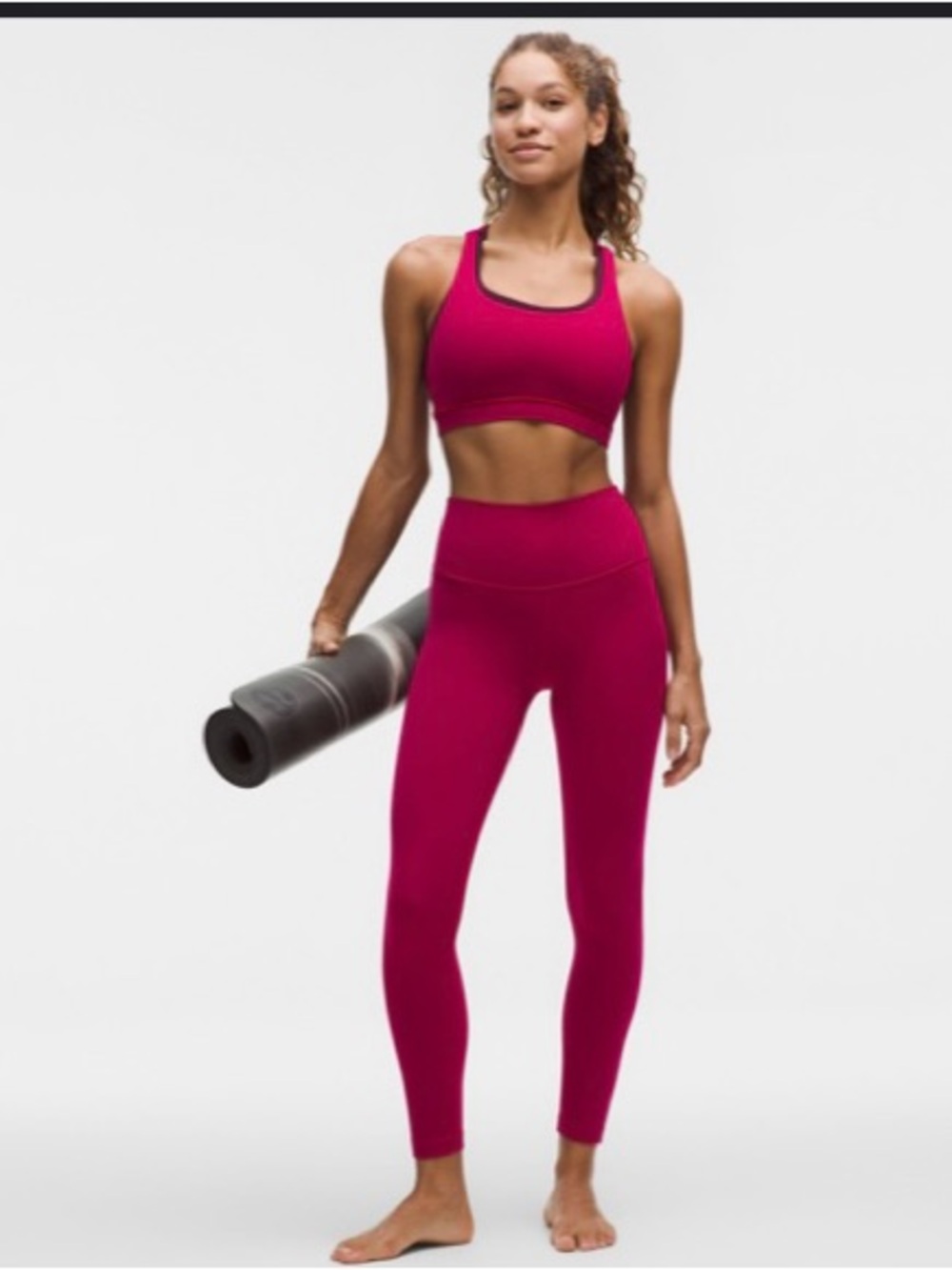 Lululemon Berry Rumble Sports Bra Ultraulu D-DD cups, size 8 M Square Neck